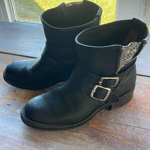 Leather Builtrite Biker boots